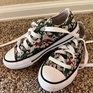 NWOT Kids Dinosaur Converse